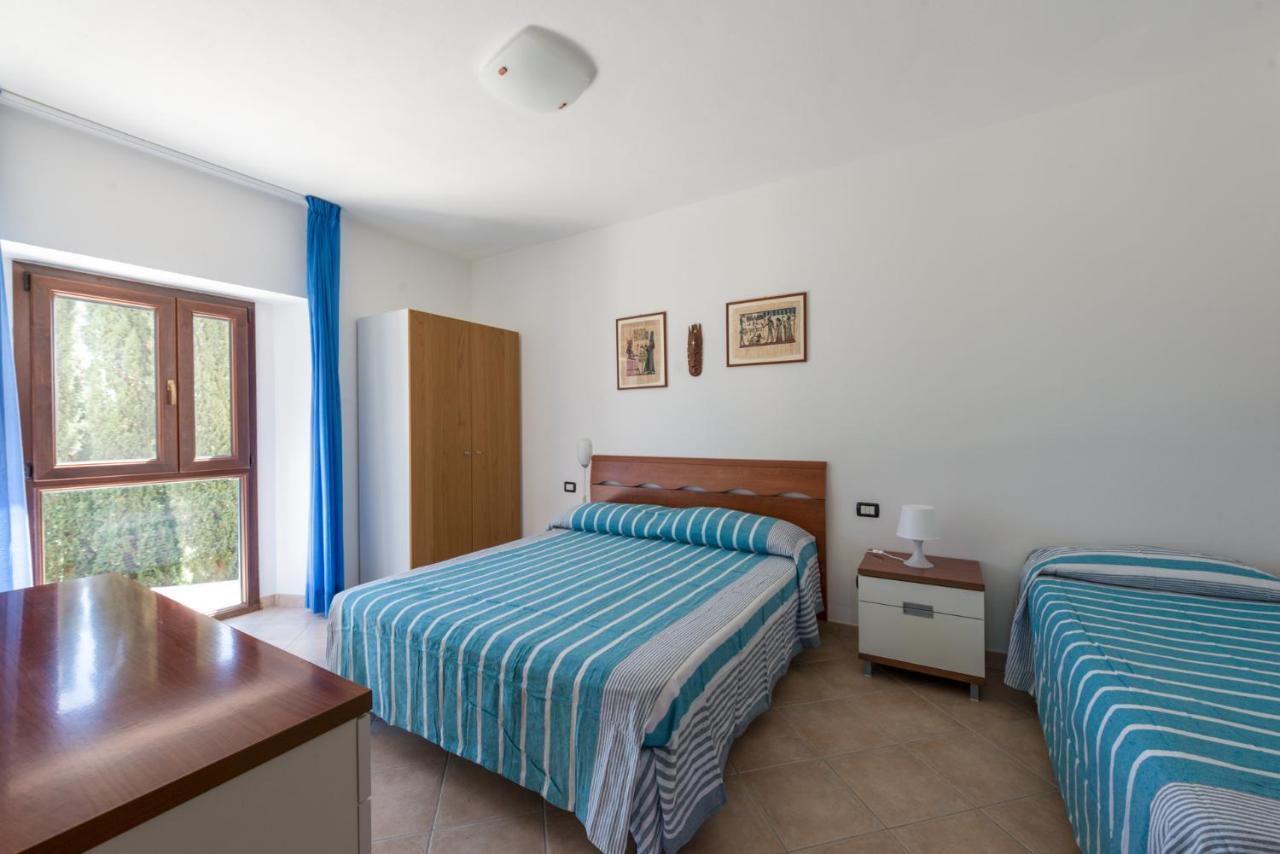 Agriturismo Le Vecchie Scuole كامبيليا ماريتيما المظهر الخارجي الصورة